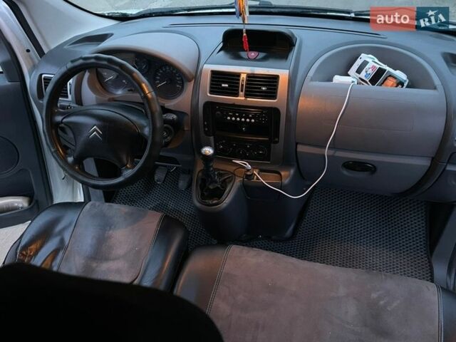 Белый Ситроен Диспач, объемом двигателя 2 л и пробегом 180 тыс. км за 7200 $, фото 41 на Automoto.ua