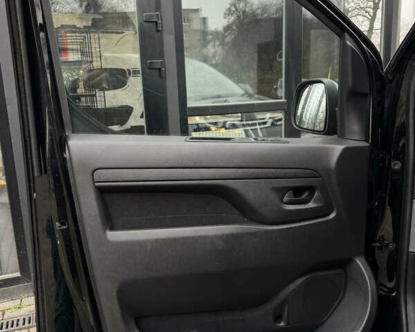 Чорний Сітроен Діспатч, об'ємом двигуна 0 л та пробігом 12 тис. км за 28899 $, фото 8 на Automoto.ua