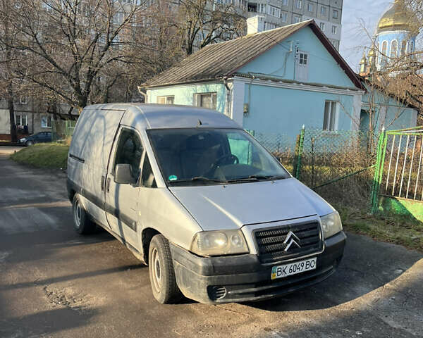 Серый Ситроен Диспач, объемом двигателя 2 л и пробегом 286 тыс. км за 1950 $, фото 7 на Automoto.ua