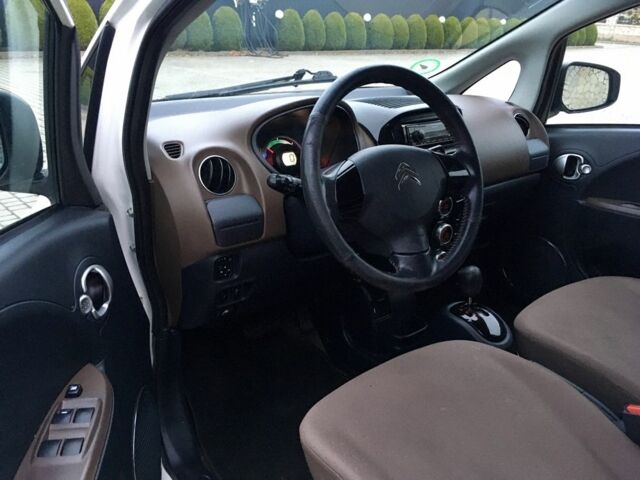 Белый Ситроен Другая, объемом двигателя 0 л и пробегом 100 тыс. км за 3900 $, фото 8 на Automoto.ua