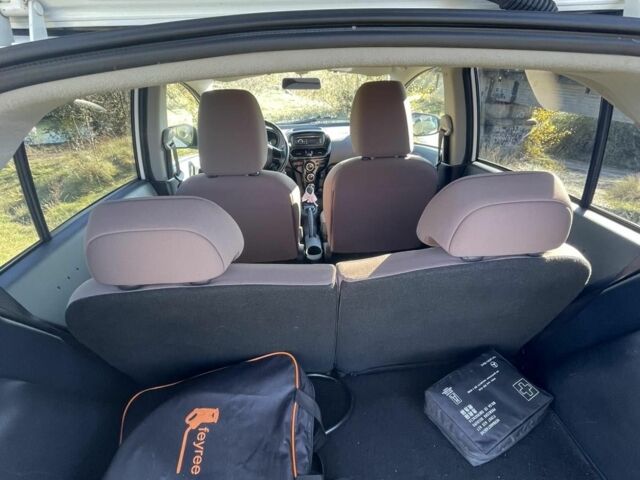 Белый Ситроен Другая, объемом двигателя 0 л и пробегом 65 тыс. км за 4600 $, фото 8 на Automoto.ua