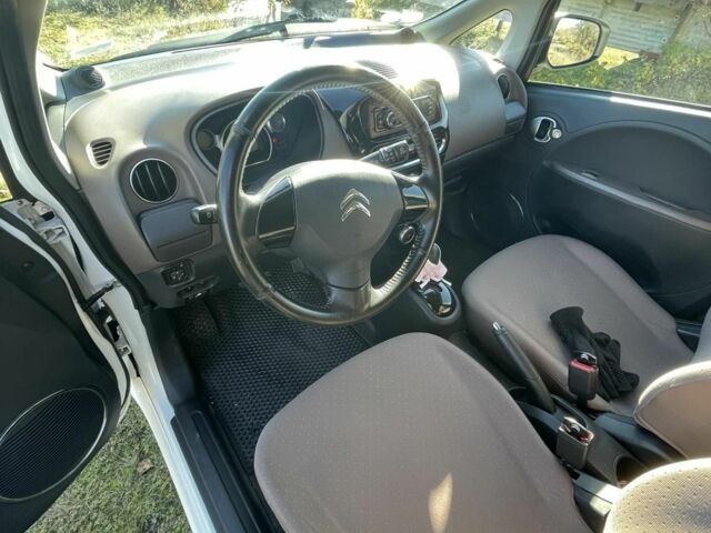 Белый Ситроен Другая, объемом двигателя 0 л и пробегом 65 тыс. км за 4600 $, фото 5 на Automoto.ua