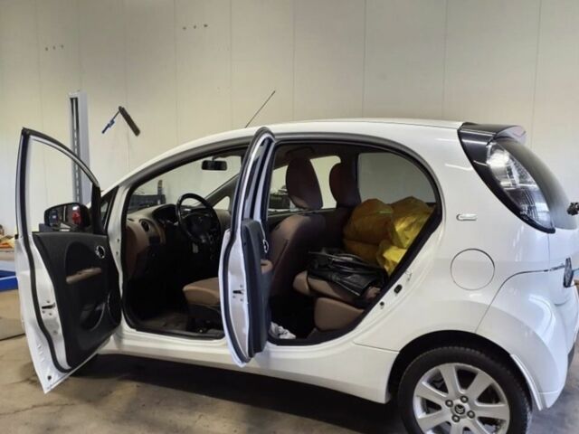 Белый Ситроен Другая, объемом двигателя 0 л и пробегом 116 тыс. км за 4800 $, фото 4 на Automoto.ua