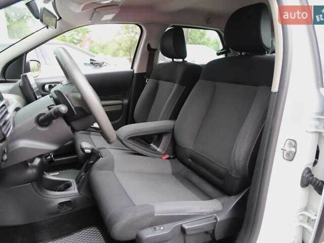 Белый Ситроен Другая, объемом двигателя 1.2 л и пробегом 112 тыс. км за 9900 $, фото 7 на Automoto.ua