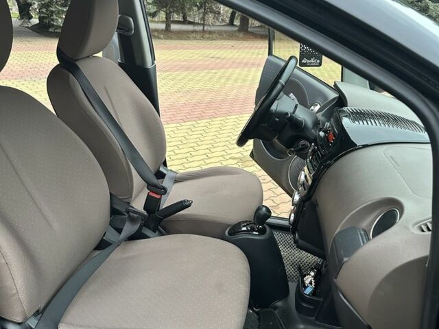 Черный Ситроен Другая, объемом двигателя 0 л и пробегом 97 тыс. км за 5500 $, фото 9 на Automoto.ua