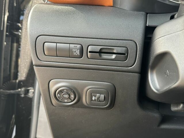 Чорний Сітроен Інша, об'ємом двигуна 1.2 л та пробігом 71 тис. км за 13500 $, фото 9 на Automoto.ua