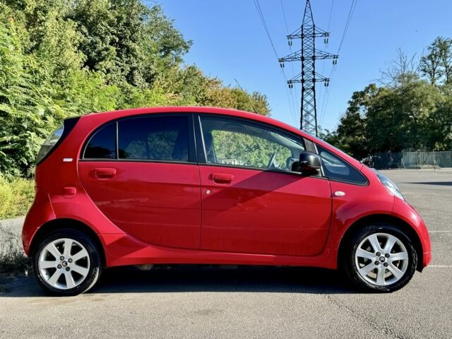 Красный Ситроен Другая, объемом двигателя 0 л и пробегом 69 тыс. км за 4444 $, фото 7 на Automoto.ua