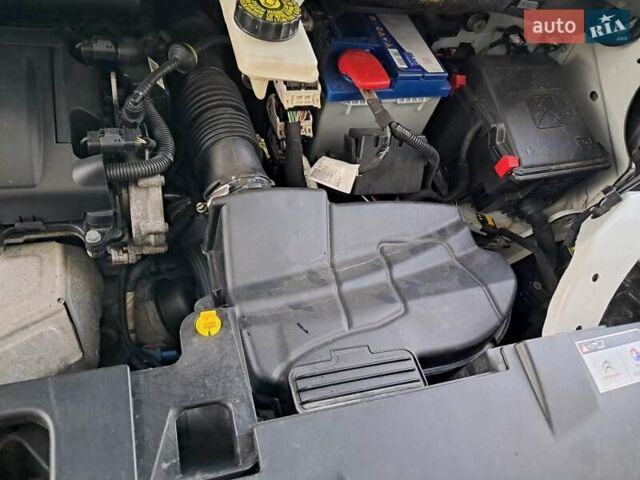 Белый Ситроен Гранд С4 Пикассо, объемом двигателя 1.6 л и пробегом 189 тыс. км за 8250 $, фото 39 на Automoto.ua