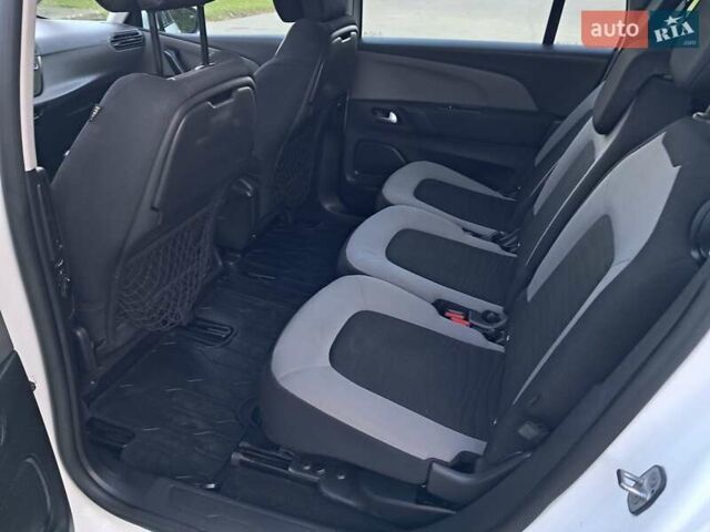 Белый Ситроен Гранд С4 Пикассо, объемом двигателя 1.6 л и пробегом 189 тыс. км за 8250 $, фото 19 на Automoto.ua