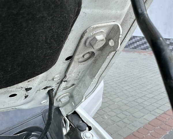 Белый Ситроен Гранд С4 Пикассо, объемом двигателя 2 л и пробегом 205 тыс. км за 13350 $, фото 58 на Automoto.ua