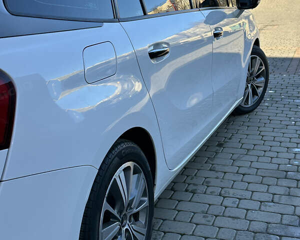 Белый Ситроен Гранд С4 Пикассо, объемом двигателя 2 л и пробегом 206 тыс. км за 12450 $, фото 6 на Automoto.ua