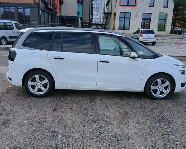 Білий Сітроен Гранд С4 Пікассо, об'ємом двигуна 2 л та пробігом 168 тис. км за 9199 $, фото 2 на Automoto.ua