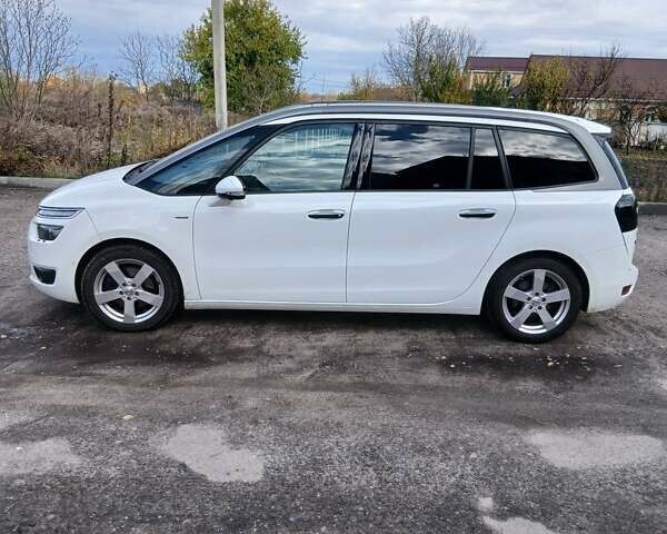 Білий Сітроен Гранд С4 Пікассо, об'ємом двигуна 2 л та пробігом 168 тис. км за 9199 $, фото 3 на Automoto.ua