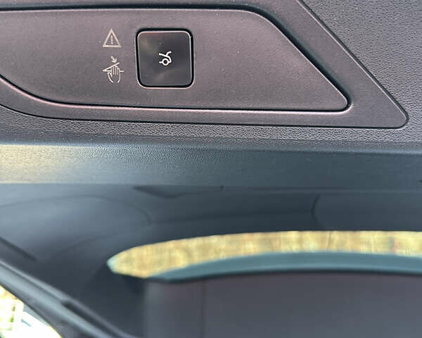 Белый Ситроен Гранд С4 Пикассо, объемом двигателя 2 л и пробегом 206 тыс. км за 12450 $, фото 25 на Automoto.ua