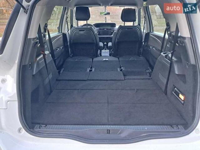 Белый Ситроен Гранд С4 Пикассо, объемом двигателя 1.6 л и пробегом 189 тыс. км за 8250 $, фото 28 на Automoto.ua