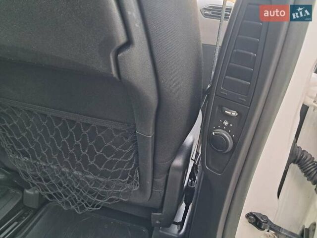 Белый Ситроен Гранд С4 Пикассо, объемом двигателя 1.6 л и пробегом 189 тыс. км за 8250 $, фото 26 на Automoto.ua