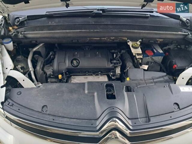 Белый Ситроен Гранд С4 Пикассо, объемом двигателя 1.6 л и пробегом 189 тыс. км за 8250 $, фото 40 на Automoto.ua