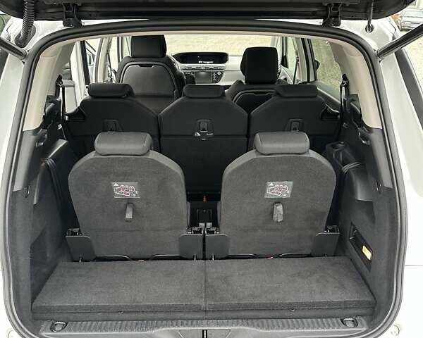 Белый Ситроен Гранд С4 Пикассо, объемом двигателя 2 л и пробегом 228 тыс. км за 11750 $, фото 17 на Automoto.ua