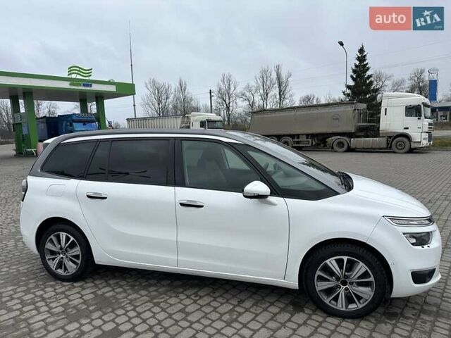 Белый Ситроен Гранд С4 Пикассо, объемом двигателя 2 л и пробегом 228 тыс. км за 11750 $, фото 2 на Automoto.ua