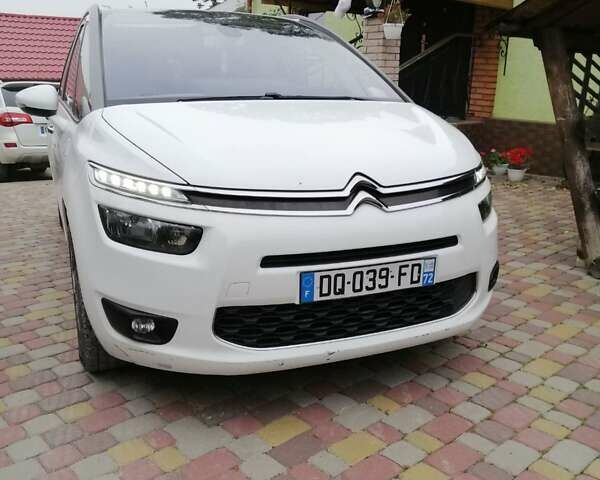 Білий Сітроен Гранд С4 Пікассо, об'ємом двигуна 1.6 л та пробігом 232 тис. км за 8950 $, фото 2 на Automoto.ua