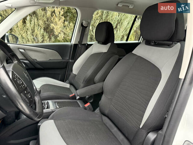 Білий Сітроен Гранд С4 Пікассо, об'ємом двигуна 2 л та пробігом 137 тис. км за 10900 $, фото 34 на Automoto.ua