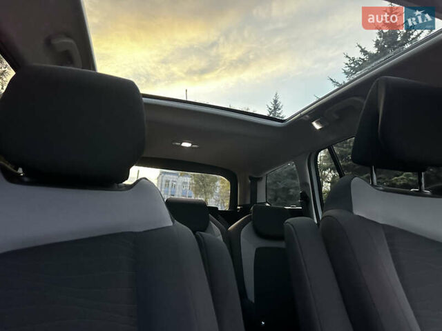 Белый Ситроен Гранд С4 Пикассо, объемом двигателя 2 л и пробегом 203 тыс. км за 13750 $, фото 61 на Automoto.ua