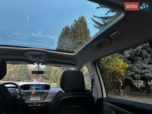 Белый Ситроен Гранд С4 Пикассо, объемом двигателя 2 л и пробегом 203 тыс. км за 13750 $, фото 63 на Automoto.ua