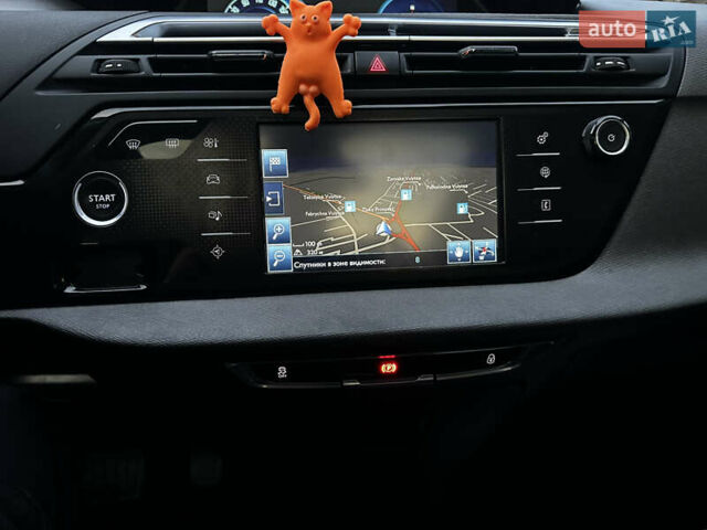 Белый Ситроен Гранд С4 Пикассо, объемом двигателя 2 л и пробегом 203 тыс. км за 13750 $, фото 74 на Automoto.ua