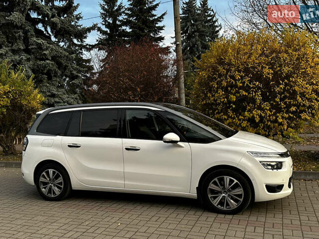 Белый Ситроен Гранд С4 Пикассо, объемом двигателя 2 л и пробегом 203 тыс. км за 13750 $, фото 17 на Automoto.ua