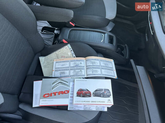 Белый Ситроен Гранд С4 Пикассо, объемом двигателя 1.6 л и пробегом 214 тыс. км за 12300 $, фото 55 на Automoto.ua