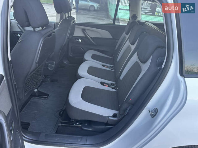 Белый Ситроен Гранд С4 Пикассо, объемом двигателя 1.6 л и пробегом 214 тыс. км за 12300 $, фото 47 на Automoto.ua