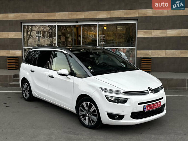 Белый Ситроен Гранд С4 Пикассо, объемом двигателя 2 л и пробегом 203 тыс. км за 13750 $, фото 1 на Automoto.ua