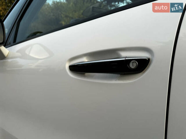Белый Ситроен Гранд С4 Пикассо, объемом двигателя 2 л и пробегом 203 тыс. км за 13750 $, фото 48 на Automoto.ua