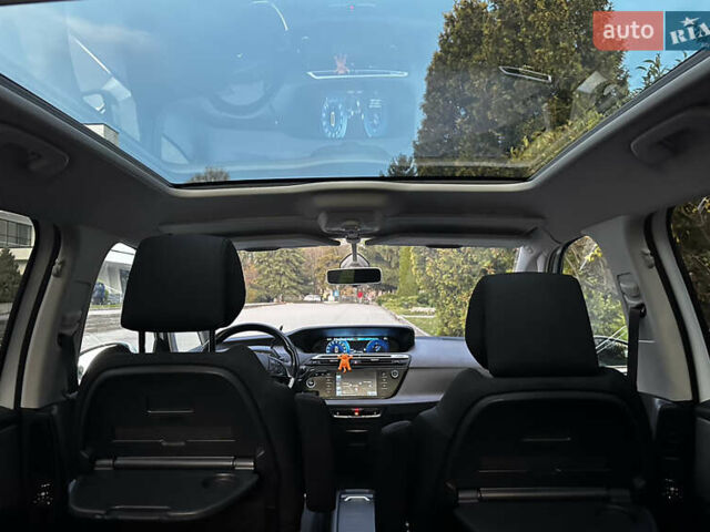 Белый Ситроен Гранд С4 Пикассо, объемом двигателя 2 л и пробегом 203 тыс. км за 13750 $, фото 62 на Automoto.ua