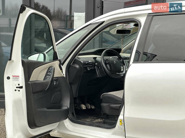 Белый Ситроен Гранд С4 Пикассо, объемом двигателя 1.6 л и пробегом 259 тыс. км за 12600 $, фото 15 на Automoto.ua