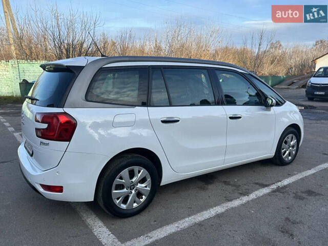 Белый Ситроен Гранд С4 Пикассо, объемом двигателя 1.6 л и пробегом 214 тыс. км за 12300 $, фото 19 на Automoto.ua