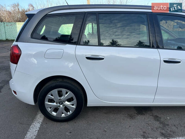 Белый Ситроен Гранд С4 Пикассо, объемом двигателя 1.6 л и пробегом 214 тыс. км за 12300 $, фото 21 на Automoto.ua