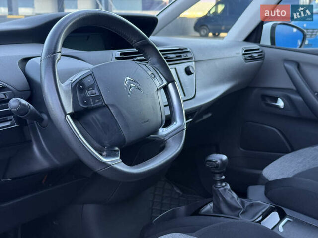 Білий Сітроен Гранд С4 Пікассо, об'ємом двигуна 1.5 л та пробігом 154 тис. км за 11999 $, фото 27 на Automoto.ua