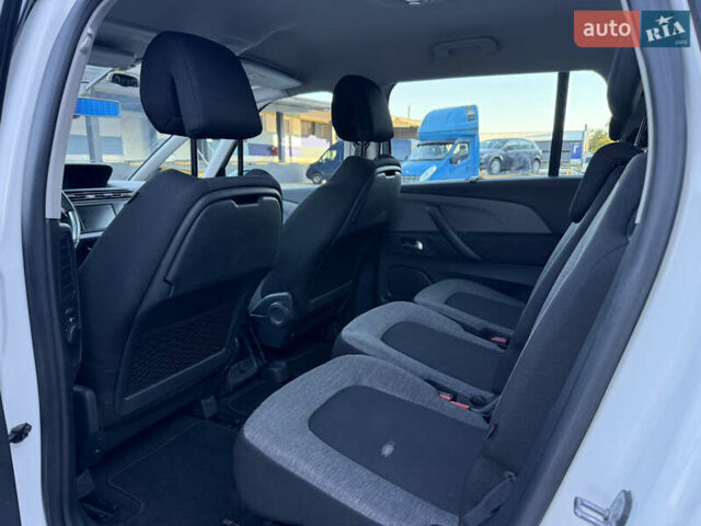 Білий Сітроен Гранд С4 Пікассо, об'ємом двигуна 1.5 л та пробігом 158 тис. км за 12999 $, фото 31 на Automoto.ua