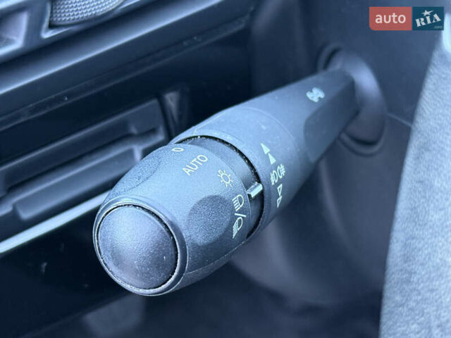 Белый Ситроен Гранд С4 Пикассо, объемом двигателя 1.5 л и пробегом 154 тыс. км за 11850 $, фото 55 на Automoto.ua