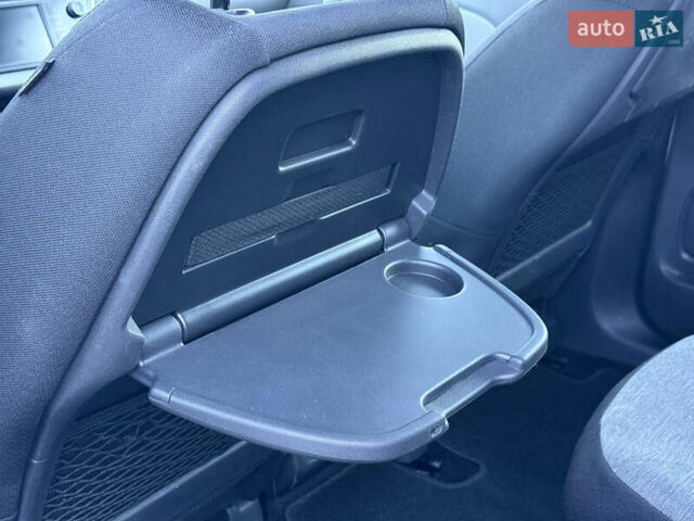 Белый Ситроен Гранд С4 Пикассо, объемом двигателя 1.5 л и пробегом 154 тыс. км за 11850 $, фото 34 на Automoto.ua