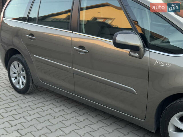 Бежевый Ситроен Гранд С4 Пикассо, объемом двигателя 1.6 л и пробегом 230 тыс. км за 7500 $, фото 6 на Automoto.ua