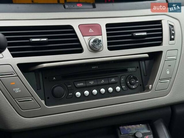 Черный Ситроен Гранд С4 Пикассо, объемом двигателя 1.7 л и пробегом 210 тыс. км за 7500 $, фото 55 на Automoto.ua