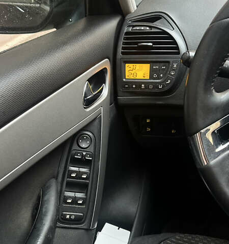 Черный Ситроен Гранд С4 Пикассо, объемом двигателя 1.6 л и пробегом 290 тыс. км за 6300 $, фото 8 на Automoto.ua