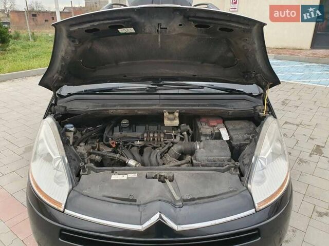 Черный Ситроен Гранд С4 Пикассо, объемом двигателя 1.75 л и пробегом 100 тыс. км за 4500 $, фото 55 на Automoto.ua