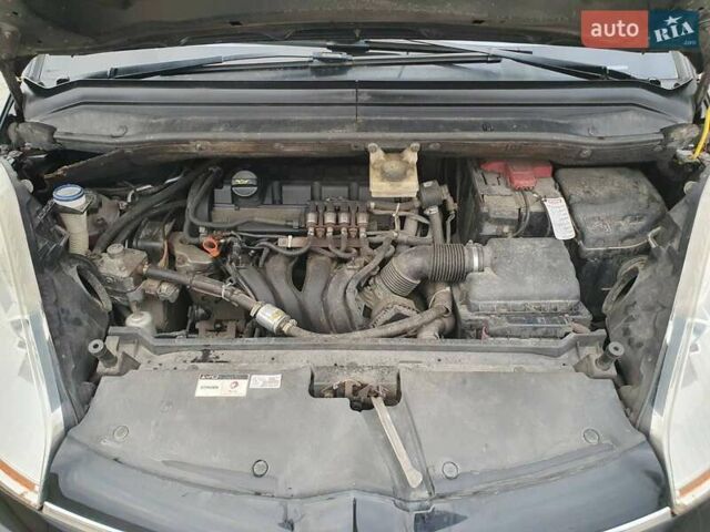 Черный Ситроен Гранд С4 Пикассо, объемом двигателя 1.75 л и пробегом 100 тыс. км за 4000 $, фото 56 на Automoto.ua