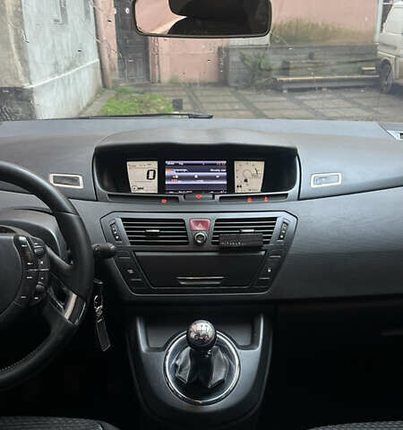 Черный Ситроен Гранд С4 Пикассо, объемом двигателя 1.6 л и пробегом 290 тыс. км за 6300 $, фото 3 на Automoto.ua