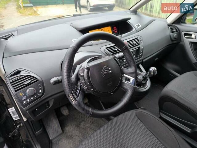 Сітроен Гранд С4 Пікассо 2009 у Києві на Automoto.ua Чорний Сітроен Гранд С4 Пікассо, об'ємом двигуна 1.6 л та пробігом 315 тис. км за 4800 $, фото 11 на Automoto.ua