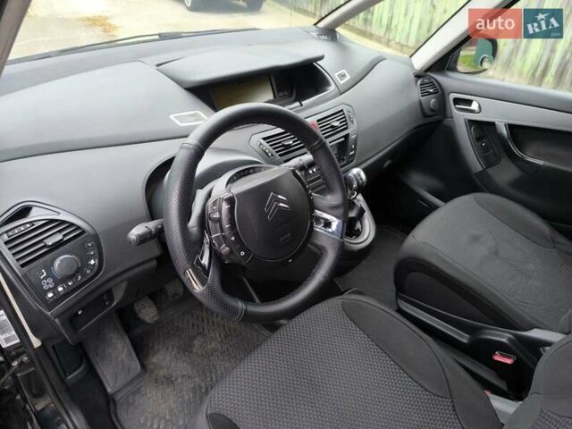 Сітроен Гранд С4 Пікассо 2009 у Києві на Automoto.ua Чорний Сітроен Гранд С4 Пікассо, об'ємом двигуна 1.6 л та пробігом 315 тис. км за 4800 $, фото 13 на Automoto.ua