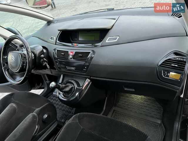 Черный Ситроен Гранд С4 Пикассо, объемом двигателя 1.6 л и пробегом 251 тыс. км за 6650 $, фото 32 на Automoto.ua